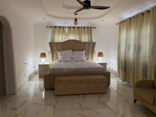 Queen Sheeba Nest - 7