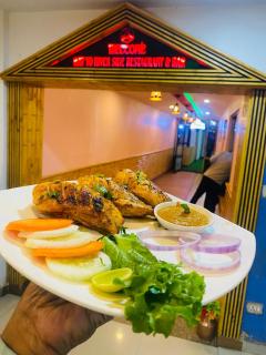 Hotel Holiday Home - 1