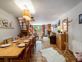 Chalet familial au centre de Courchevel Le Praz, proche pistes et commerces, terrasse plein sud - FR-1-568-10 - Courchevel - 2