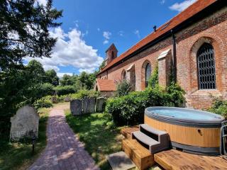 The Old Church - Ringwood - 3