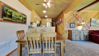 Nicely Remodeled 2 Bedroom Condo in Mammoth! - Mammoth Lakes - 3