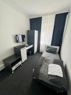 Bianco Hotel - Eskiömerler - 2