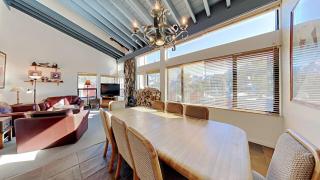 Large Spacious Upgraded 4 Bedroom Condo - 3