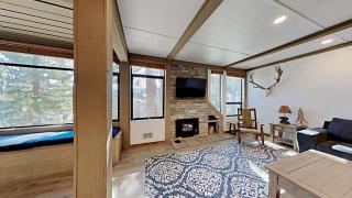 Remodeled 2 Bedroom Condo with Amazing Views! - 7