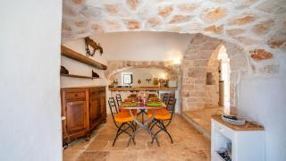 Tenuta Trullo Alto by Rentbeat - Ceglie Messapica - 1