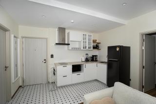 ME5 Halo 2-bedroom ВатСaп66935B2I976 вид на бассейн - 5
