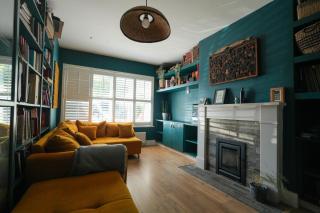 Stylish & Spacious Family Home On Edge of City - Cork - 9