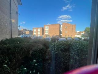 Relax steps from heathrow Terminal 4 ,Entire 2 Bed Room appartment - Stanwell - 9