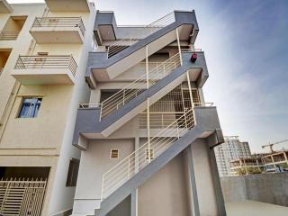 Hotel O Home Mishra Suites - 5