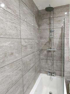 1 Bed Apartment, Leicester City Centre, Sleeps 4, Smart TV, Families, Couples - Leicester - 6