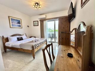 GH West Gate - Sutomore - 8