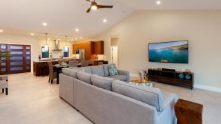 ALOHA SHORES Spacious Ainamalu 4BR Home with Mountain and Ocean View - Waikoloa - 2