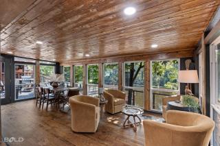 Whiskey Barrel, Hot Tub, Waterfront, Pickleball - 2