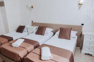 Bee Queen Hotel - Marina di Varcaturo - 6
