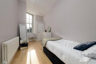 Stylish 3BR Cardiff Apt with Balcony and Parking! - Cardiff - 6