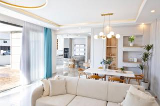 Smart Stay Holiday Villa - 7