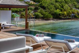 Luxury Villa with Ocean Views in Marigot - 0