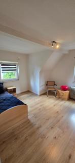 10 Personen Handwerker Haus auf 2 Etagen Nähe Autobahn - 4