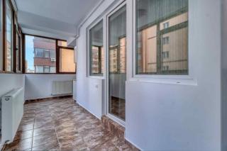 Militari Residence Deluxe 3 Rooms - Roşu - 8