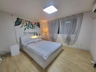 Renovated two rooms with natural light - Guwoldong - Incheon - 0