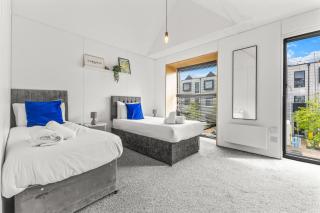 Large Townhouse 5 Beds with Two Parking Spaces - Manchester City Centre - Manchester - 8