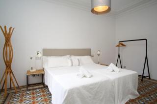 BarcelonaForRent The Claris Suites II - 2