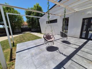 La Maisonette - - 2