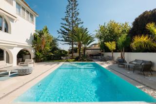 Marbella, Costabella - Beachfront Villa with Heated Pool - 7