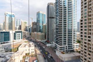 Condor Marina Star - Brilliant One Bedroom Apartment in Dubai Marina - 9