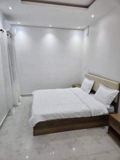Logement entier - Appartement F3 - Dakar - 6