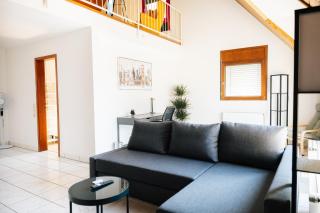 Grosse Galerie-Wohnung Airport Messe Stuttgart - Balkon - Parkplatz - Filderstadt - 7