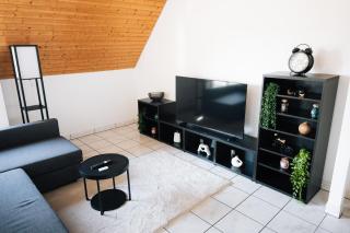 Grosse Galerie-Wohnung Airport Messe Stuttgart - Balkon - Parkplatz - Filderstadt - 6