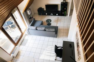 Grosse Galerie-Wohnung Airport Messe Stuttgart - Balkon - Parkplatz - 3