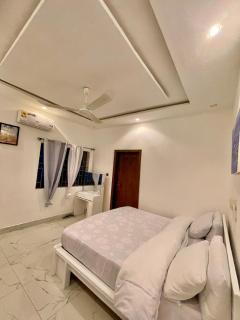 Chez Vous - Cotonou - 1