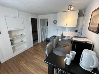 Castle Walk Apartment - Stirling - 6
