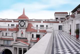 Avari Boutique Gujranwala - 9