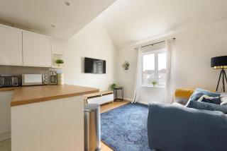 Unique Maisonette at Town Center - Banbury - 8