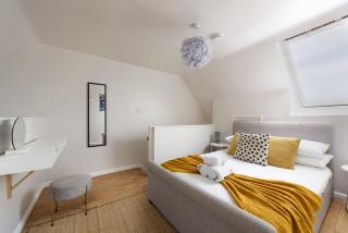 Unique Maisonette at Town Center - Banbury - 1