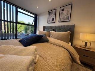 FT2 Brick Lane Apartment - 8