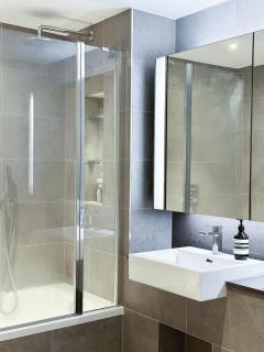 Modern Flat Close to US Embassy - Free WiFi - Londra - 7