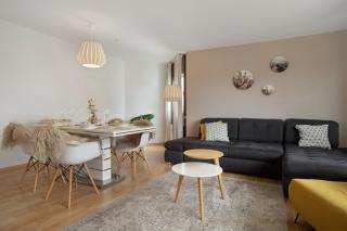 Geräumige schöne Ferienwohnung - Weingarten - 1