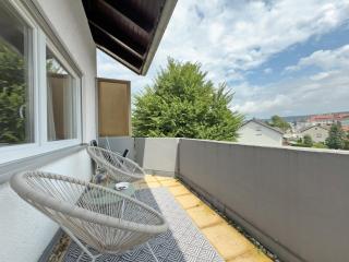 Geräumige schöne Ferienwohnung - Weingarten - 4