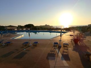 Calarossa Sardinia Apartments - 4