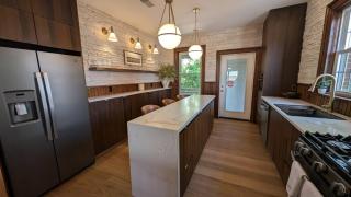 Inn on Main - Downtown Penthouse - Geneva - 1