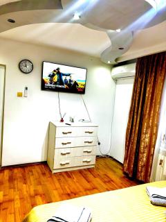 Casa Maya - Douăzeci şi Trei August - 8