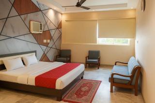 Curry garam cafe & Dhabha - Kharar - 3
