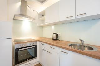 Urban Studio with Queen-Size Bed, Self Check-in - Vienne - 9