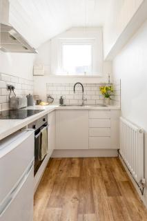 The Bolt Hole Town Centre, Dog Friendly - Whitby - 7