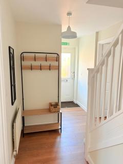 Great for Contractors Newly refurbed with Parking long stay discounts - Great Oakley - 1