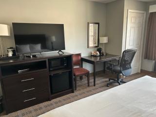 AmericInn By Wyndham - Ottumwa - 1